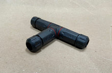 Load image into Gallery viewer, M10101 3-Way 3 Pole 400V Wire Connector (2 Pack)