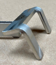 Load image into Gallery viewer, M22150 Stainless Steel Pusher Pins